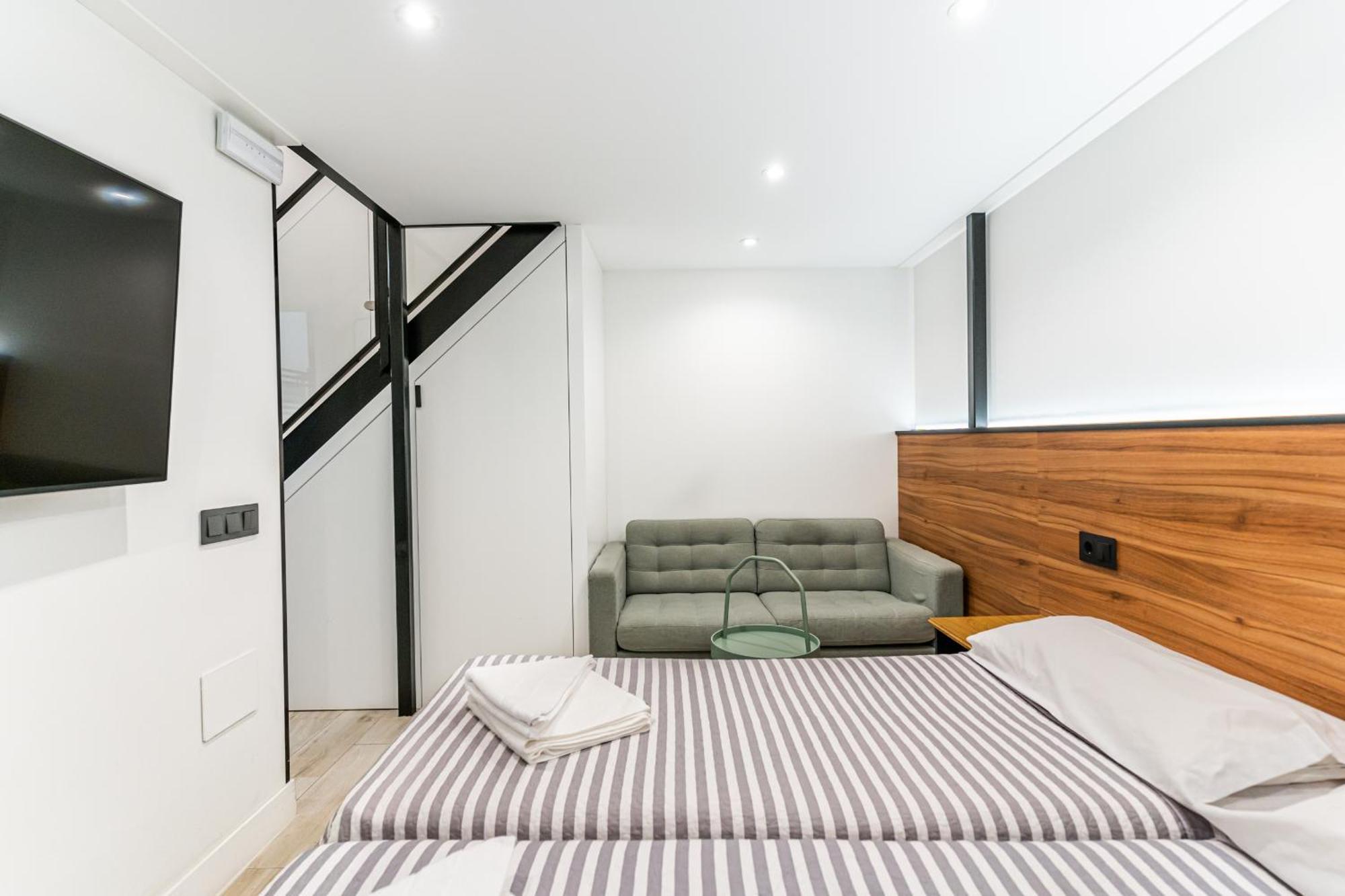 Cc Atocha Apartments Madrid Exterior photo