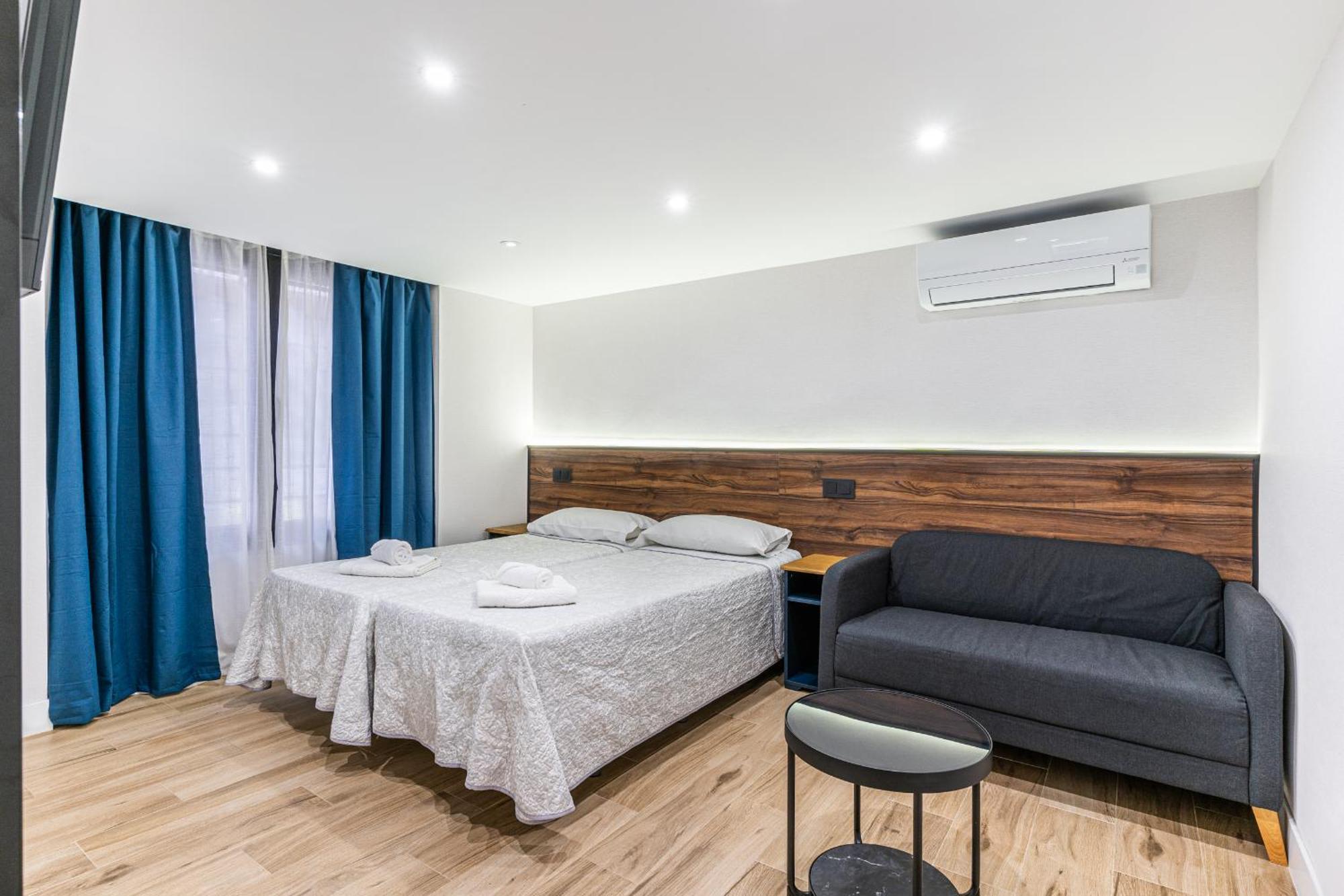 Cc Atocha Apartments Madrid Exterior photo